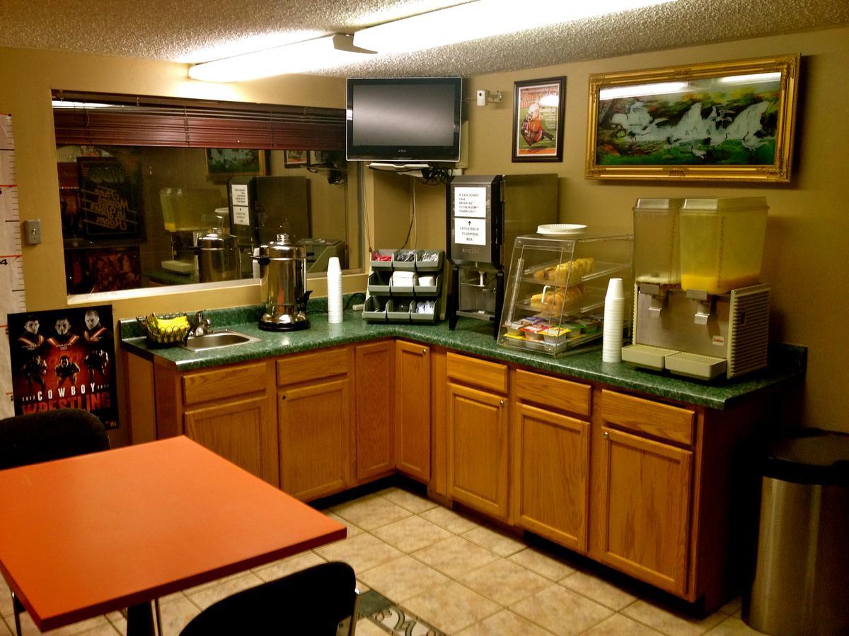ستيلووتر Hwy Express Inn & Suites المظهر الخارجي الصورة